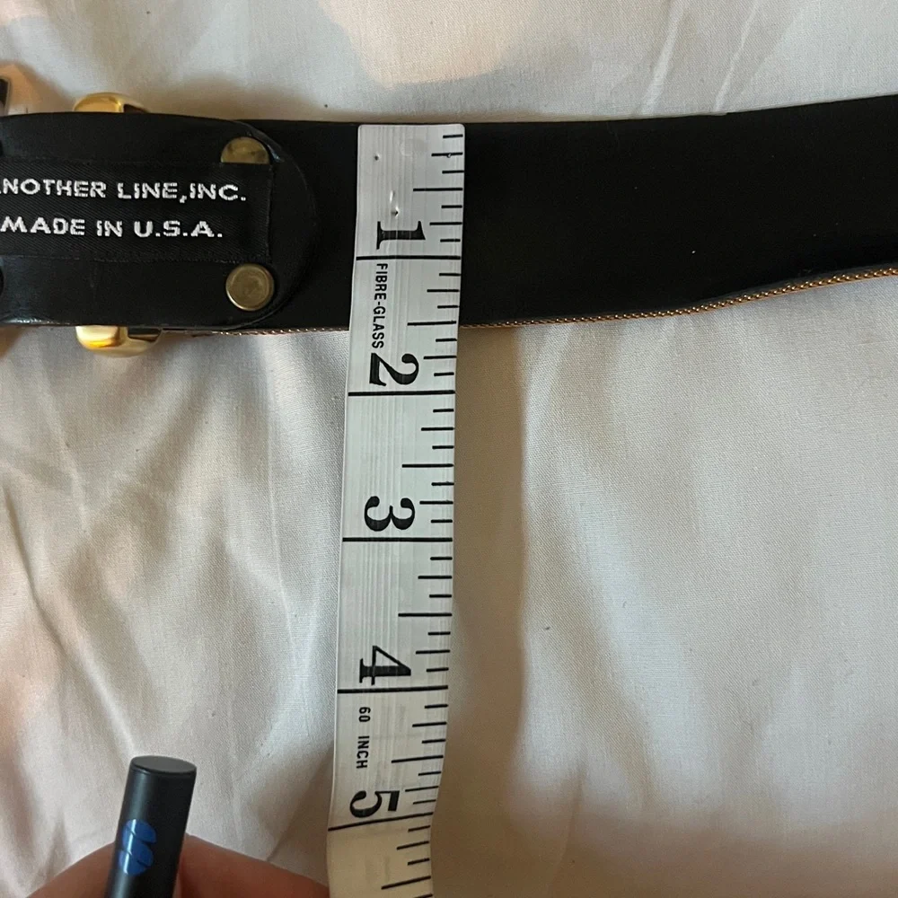 VTG Another Line, USA, Shiny Metallic Embossed Gold Belt, Stunning, size Med